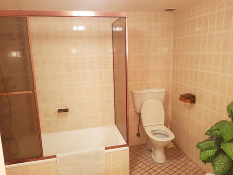 Gemini Court Holiday Apartments - Tourism Canberra 43