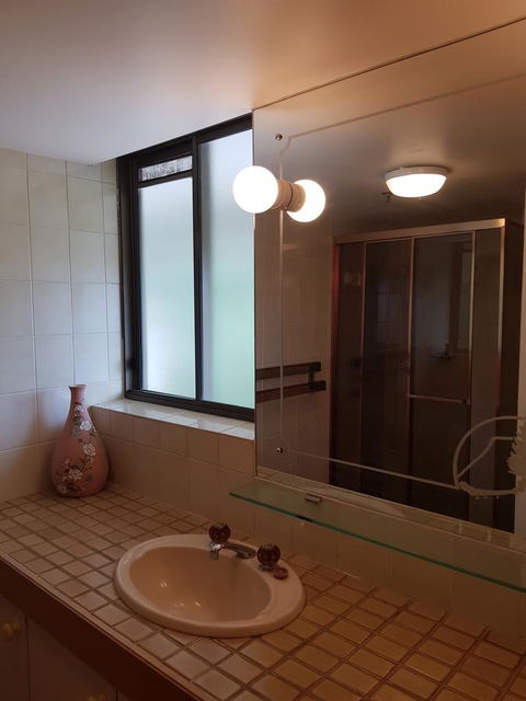 Gemini Court Holiday Apartments - Tourism Canberra 39