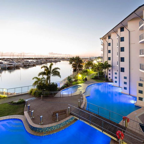 Mantra Hervey Bay - Tourism Canberra 21