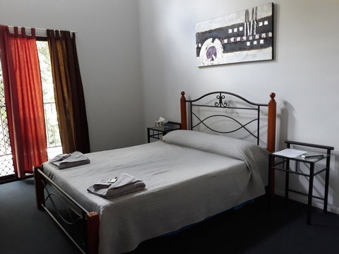 Speewah Country Tavern - Tourism Canberra 25