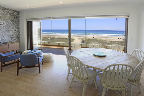 Bilinga Beach Motel - Tourism Canberra 11