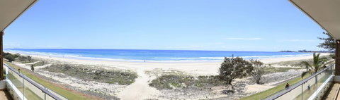 Bilinga Beach Motel - Tourism Canberra 16