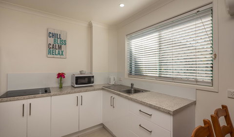 Bilinga Beach Motel - Tourism Canberra 38