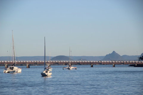 On The Bay Apartments - Tourism Canberra 10