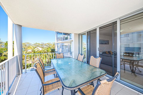 On The Bay Apartments - Tourism Canberra 6