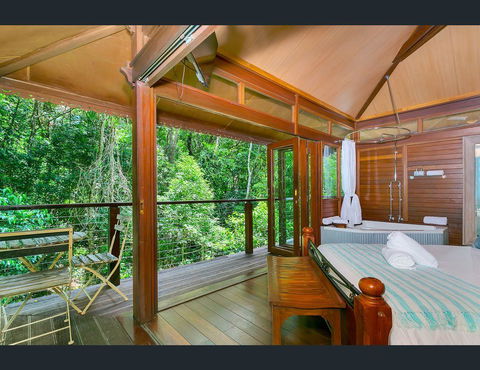 Cairns Rainforest Retreat - Tourism Canberra 8