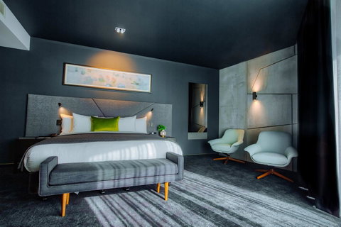 Eatons Hill Hotel - Tourism Canberra 19