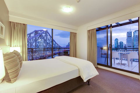 Oakwood Hotel & Apartments Brisbane - Tourism Canberra 2