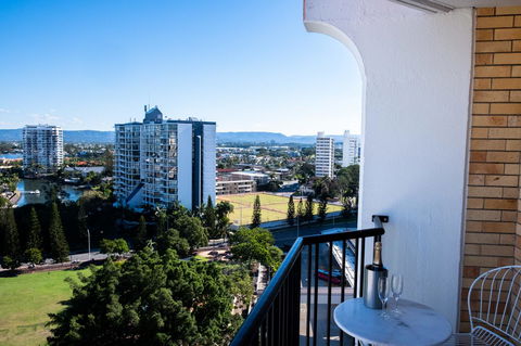 The Island Gold Coast - Tourism Canberra 21