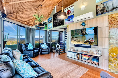 Burleigh Esplanade Apartments - Tourism Canberra 12