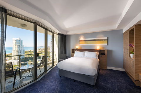 Sofitel Gold Coast Broadbeach - Tourism Canberra 8