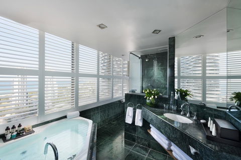 Sofitel Gold Coast Broadbeach - Tourism Canberra 24