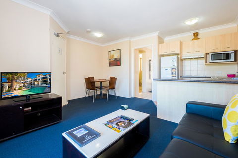 Island Beach Resort - Tourism Canberra 11