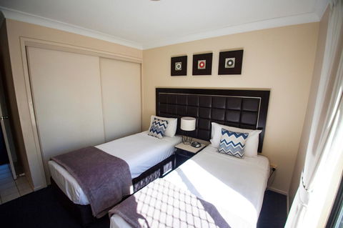 Island Beach Resort - Tourism Canberra 20