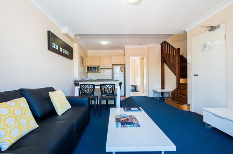 Island Beach Resort - Tourism Canberra 10