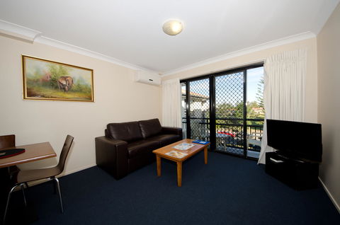 Island Beach Resort - Tourism Canberra 39