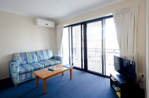 Island Beach Resort - Tourism Canberra 41