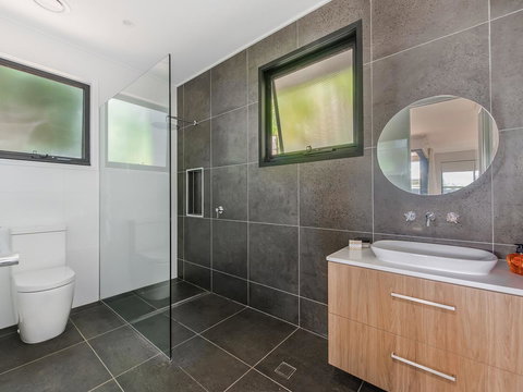 Sam's Buderim Mountain Guest House - Tourism Canberra 5