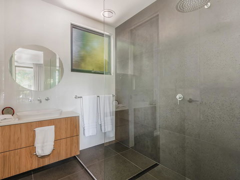 Sam's Buderim Mountain Guest House - Tourism Canberra 18