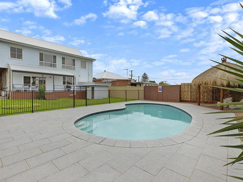 Waterview Beach House - Tourism Canberra 0