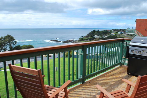 Whalevue - Unit 2 - Tourism Canberra 1