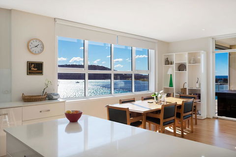 Wharf Apartment Unit 7 - Tourism Canberra 2