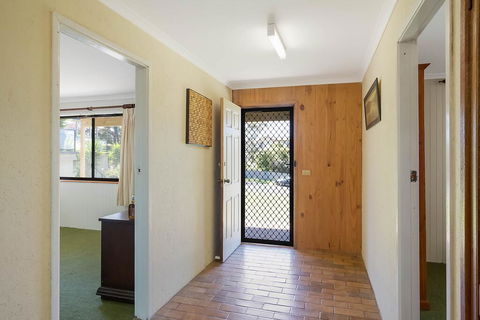 Williams Wonder - Large Beach House - Tourism Canberra 3