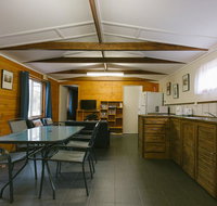 Wonboyn Cabins - Tourism Canberra