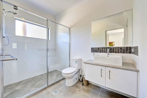 Woodgate Beach Houses - Tourism Canberra 3