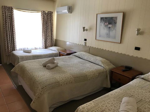 Woodmans Hill Motel - Tourism Canberra 2