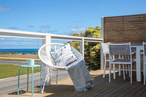 Xanadu - Aldinga Beach - Tourism Canberra 0