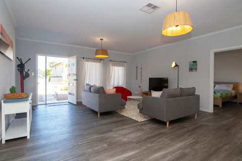 Xanadu - Aldinga Beach - Tourism Canberra 3