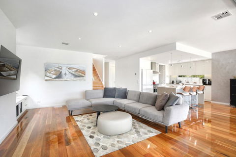 Xus Residence - Tourism Canberra 2