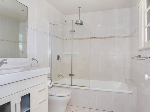 Yamba Pilot Cottage 2 - Pets Welcome - Close To Beach - Tourism Canberra 3