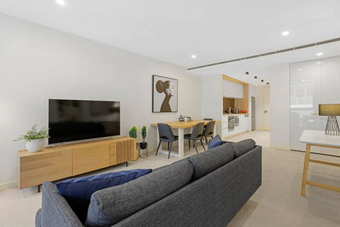 YARRA - YARRA Toorak Rd & Chapel St. Pool, Gym & Parking - Tourism Canberra 1