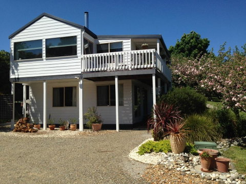Yarra Glen Bed & Breakfast - Tourism Canberra 0