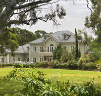 Yatahlia Manor Luxury Homestay - Tourism Canberra