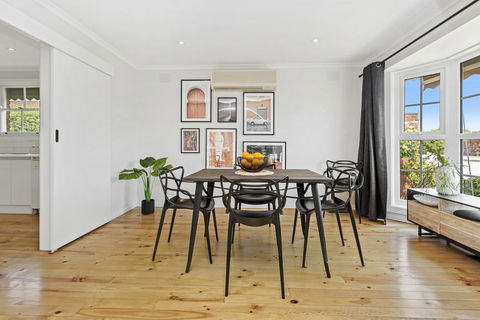 YIN-YANG - MOUNT ELIZA - Tourism Canberra 0