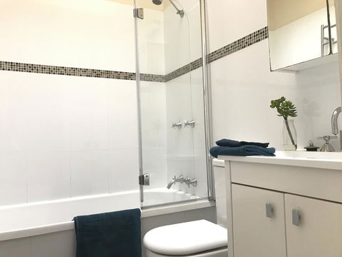 Zaara - Tourism Canberra 1