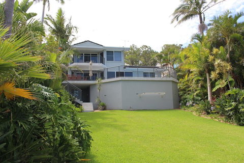 Zaffiro Beach House - Tourism Canberra 0