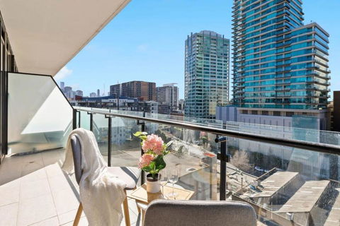 A 2BR Apt Near Shrine Of Remembrance FREE Parking - Tourism Canberra 0