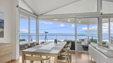 A Beachside Getaway - 8 - Tourism Canberra 0