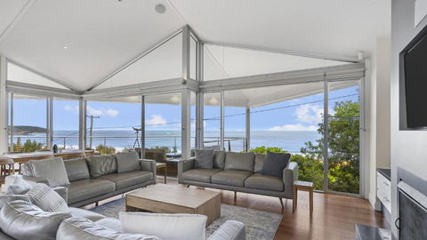 A Beachside Getaway - 8 - Tourism Canberra 3