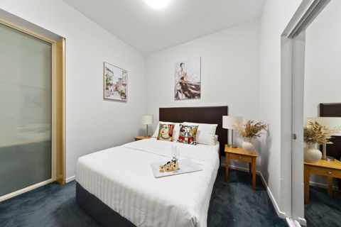 A Chic Apartment On Bourke St Near Chinatown - Tourism Canberra 1