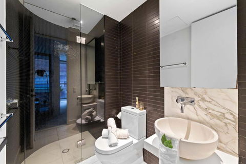 A Chic & Comfy 2BR Apt Near Federation Square - Tourism Canberra 3