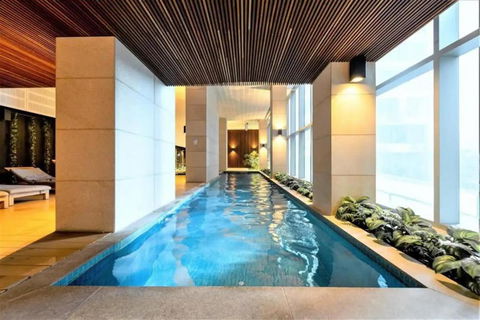 A Chic & Lovely 2BR Apt CBD With City Views - Tourism Canberra 2
