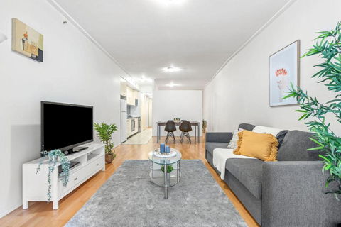 A Chic Studio Right Next To Darling Harbour - Tourism Canberra 0