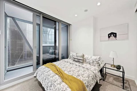 A Comfy Apt Next To Southern Cross FREE Parking - Tourism Canberra 0