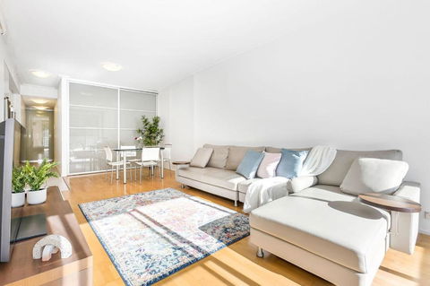 A Comfy Studio Next To Darling Harbour City Views - Tourism Canberra 4