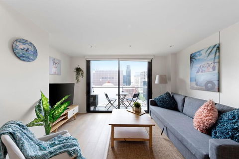 A Cozy & Comfy 2BR Apt Near Victoria Market - Tourism Canberra 0